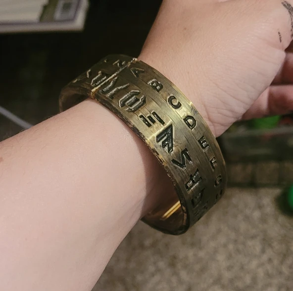 Byr Aurebesh kod çözücü halkası/bilezik (Sadece Plastik Aparattır!!!) 3D - Resim 2