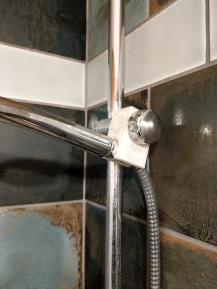 Byr Duş başlığı / kelepçe (Sadece Plastik Aparattır!!!) 3D - 4