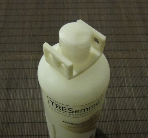 Byr Şişe gaz - saç kremi (Sadece Plastik Aparattır!!!) 3D ürün görseli