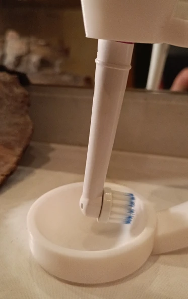 Byr Elektrikli diş fırçaları için baş aşağı tutucu, yani 'Mikroskop' (Sadece Plastik Aparattır!!!) 3D - 4