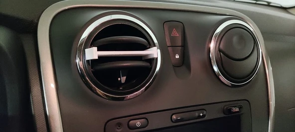 Byr Dacia Logan - Parfüm Desteği (Sadece Plastik Aparattır!!!) 3D - 3