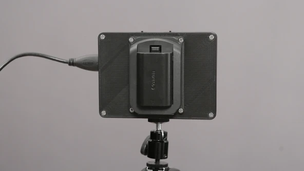 Byr DSLR kameralar veya herhangi bir HDMI cihazı için DIY monitörü! (Sadece Plastik Aparattır!!!) 3D - 3