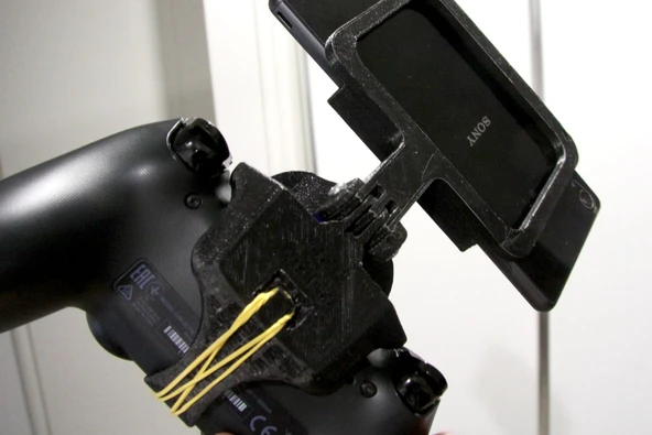 Byr Sony Xperia Z3 Mount Playstation için Dualshock 4 (Sadece Plastik Aparattır!!!) 3D - 4