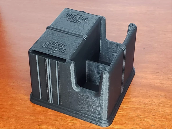 Byr Blade Tutucu ile Art Deco Blade Bank (Sadece Plastik Aparattır!!!) 3D - 2