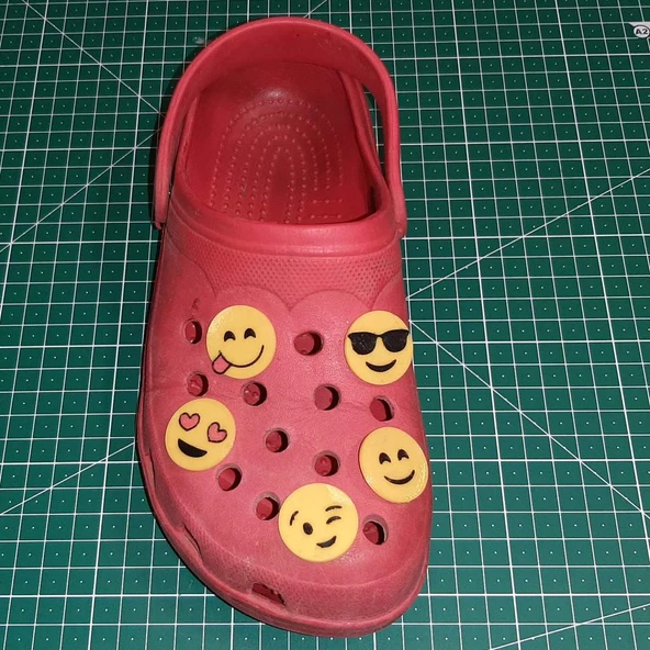 Byr Crocs jibbitz emoji, ifadeler, takılar, pimler (Sadece Plastik Aparattır!!!) 3D