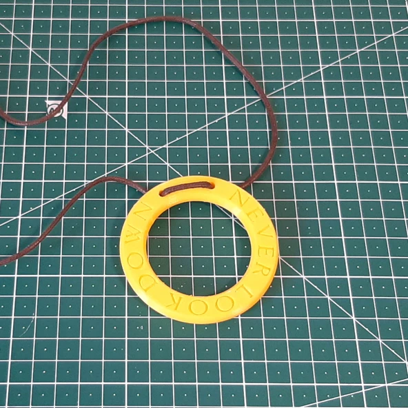 Byr Gözlük tutucu kolye (Sadece Plastik Aparattır!!!) 3D - Resim 3