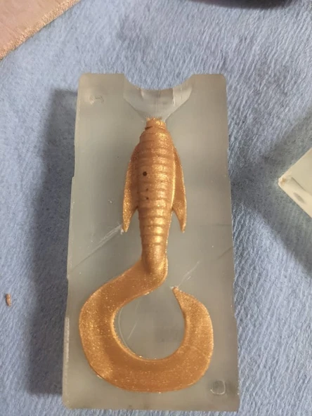 Byr Yüzgeçleri ile jig yem kalıbı. (Sadece Plastik Aparattır!!!) 3D - Resim 2