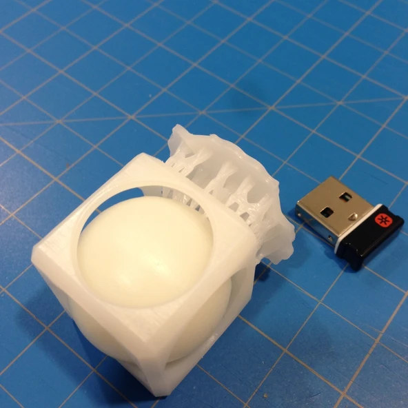 Byr Küp kolye ve küpelerde top (Sadece Plastik Aparattır!!!) 3D ürün görseli