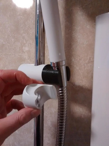 Byr Duş Başlığı Tutucu / Mira Sport Kelepçe Braketi (Sadece Plastik Aparattır!!!) 3D ürün görseli