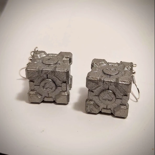 Byr Portal Refakatçisi Küp Küpe/Anahtarlık (Sadece Plastik Aparattır!!!) 3D - 3