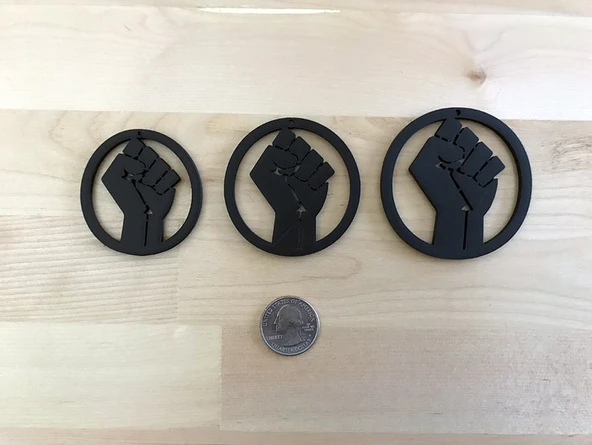 Byr Siyah yükseltilmiş yumruk kolye (Sadece Plastik Aparattır!!!) 3D - 3