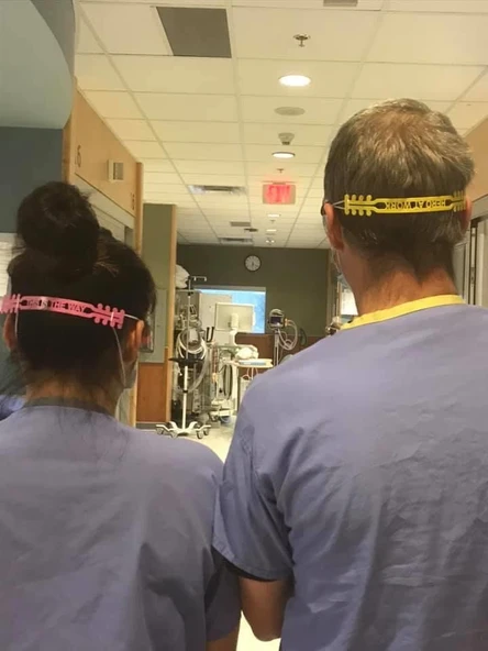 Byr Cerrahi Maske Kulak Koruyucular - Serin İfadeler Sürümü! (Sadece Plastik Aparattır!!!) 3D - Resim 4