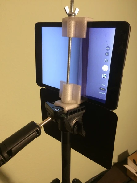 Byr Tripod için tablet / akıllı telefon sahibi (Tripod / Kamera / iPhone / iPad için tutucu) (Sadece Plastik Aparattır!!!) 3D