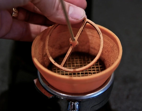 Byr Espresso 58mm portafilter için elek ile huni (yeniden tasarlandı) (Sadece Plastik Aparattır!!!) 3D