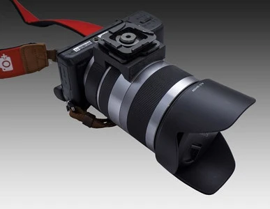 Byr Sony NEX SEL18200 Tripod Yüzük Montajı (Sadece Plastik Aparattır!!!) 3D ürün görseli