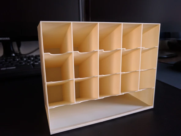 Byr Ruj tutucu (Sadece Plastik Aparattır!!!) 3D - 3