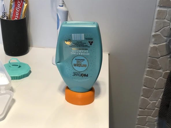 Byr Şampuan şişe tutucu - to - her son bırakma! (Sadece Plastik Aparattır!!!) 3D - 1