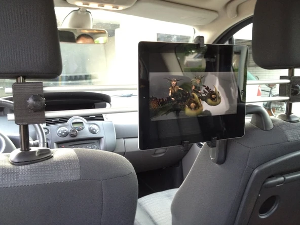 Byr iPad arka koltuk sineması (Sadece Plastik Aparattır!!!) 3D