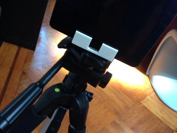 Byr iPad mini tripod adaptörü (Sadece Plastik Aparattır!!!) 3D - 4