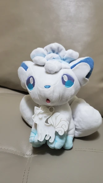 Byr Vulpix kolye/anahtar zinciri (Sadece Plastik Aparattır!!!) 3D - Resim 4