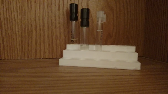 Byr Örnek Köln/Parfüm Şişesi Stand (Sadece Plastik Aparattır!!!) 3D - 2