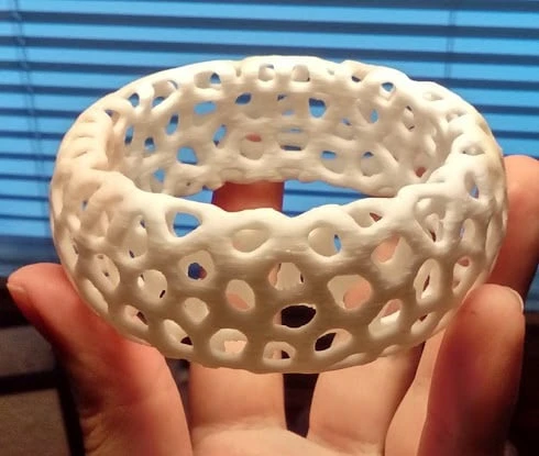Byr Voronoi Bilezik 2 (Sadece Plastik Aparattır!!!) 3D - 3