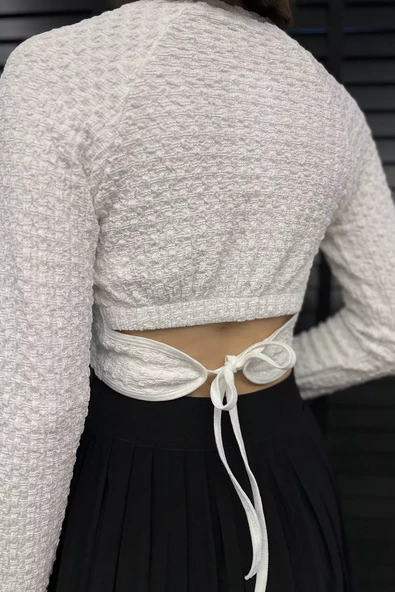 Krem Bel Lastikli Ve Bağlamalı Kadın Kabartma Desen Crop Top Bluz - 4