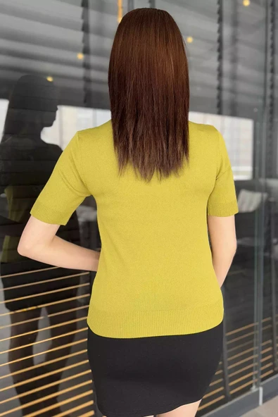 Yağyeşili Taş Detaylı Bisiklet Yaka Kadın Kısa Kol Bluz - 3