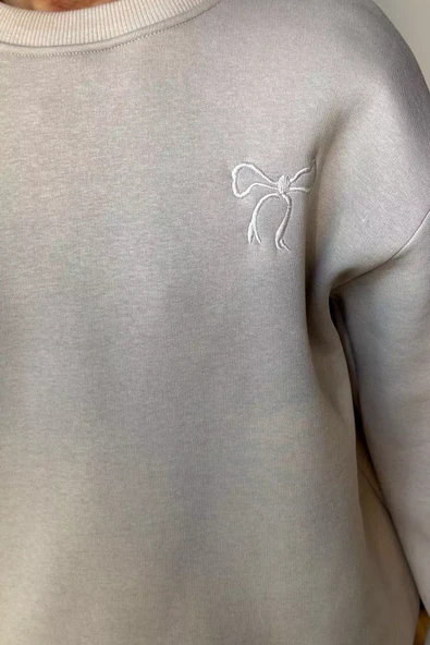 Gri Kadın Fiyonk Nakışlı Şardonlu Sweatshirt - 3