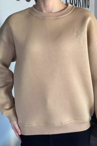 Bisküvi Kadın Fiyonk Nakışlı Şardonlu Sweatshirt - 3