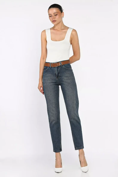 Lacivert Kadın Kemer Detaylı Mom Jean Kot Pantolon - 2