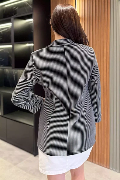 Siyah Kadın Çizgili Duble Kol Blazer Ceket - 4