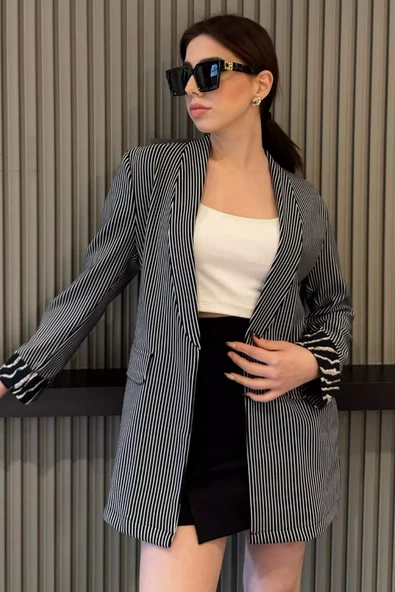 Siyah Kadın Çizgili Kol Detaylı Blazer Ceket - 2