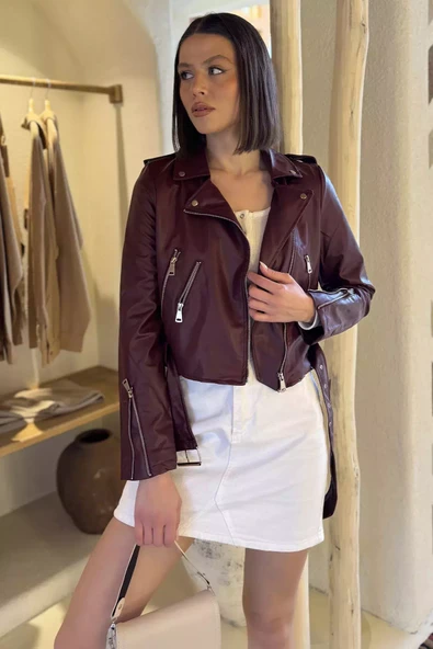 Bordo Kadın Kemer Detaylı Fermuarlı Crop Top Suni Deri Ceket