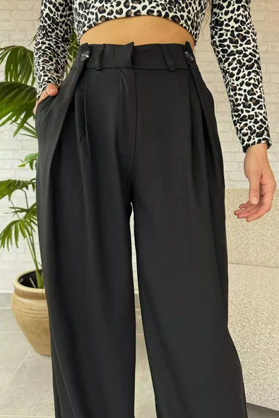 Siyah Kadın Bel Piliseli Düğme Detaylı Bol Paça Pantolon - 3