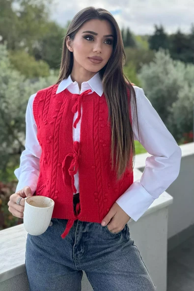 Kırmızı Kadın Örgü Desenli Bağlamalı Triko Yelek - 2