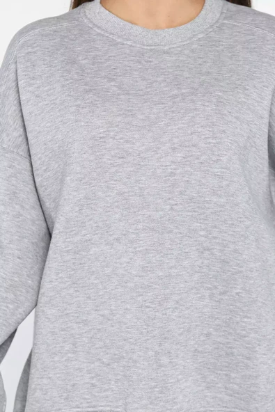 Gri Bisiklet Yaka Oversize Kadın Sweatshirt - 4