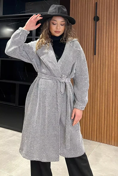 Kremsiyahlı Kadın Kuşaklı Balıksırtı Kaban - 2