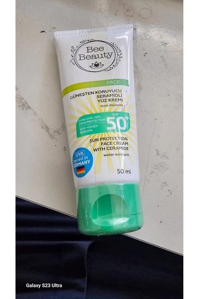 Bee Beauty BEEE BEAUTY GÜNEŞTEN KORUYUCU SERAMİDLİ YÜZ KREMİ - 1