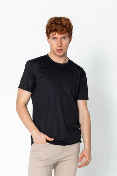 Erkek Fit Naylon Bisiklet Yaka Seyahatlik Kırışmaz T-Shirt