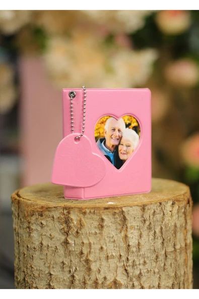 Hello Kitty Binder Kpop Fotokart Mini Albüm (2 FOTOKART HEDİYE,GÖRSELDEKİ ÜRÜNÜN AYNISI GELMEKTEDİR) - 4