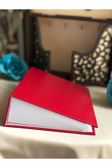 4 Adet 10x15 Cm Ebatında 100 Adet Fotoğraf Kapasiteli Fotoğraf Albümü kırmızıekrusiyahbeyaz - 2
