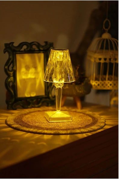 Lw-4 Dekoratif Şarjlı Abajur Kristal Elmas Masa Lambası Dokunmatik Romantik Akrilik Led - 2
