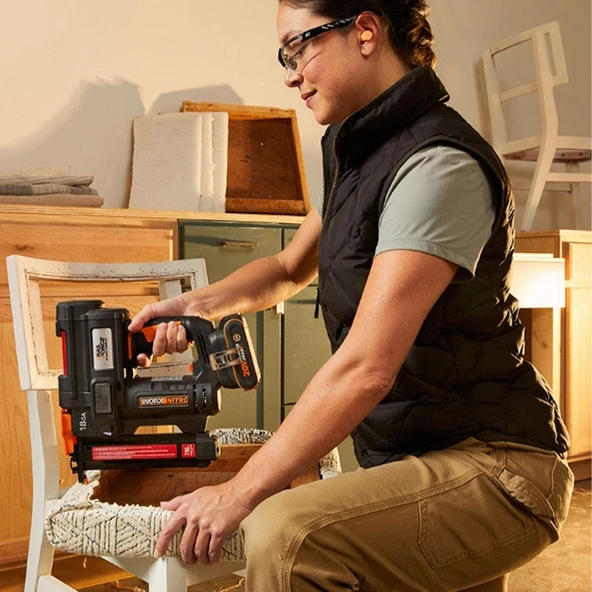 WORX WX844.9 20Volt 16-40mm Profesyonel Şarjlı Zımba Makinesi + 2700 Adet Yedek Zımba (Akü Dahil Değildir) - 11