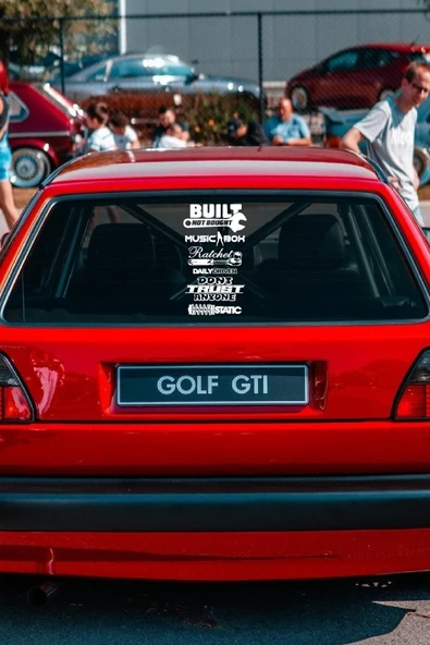 İndispensableyl Oto Arka Cam özel yeni sticker Model 17 İngilizce Beyaz 40*20 Cm - 4