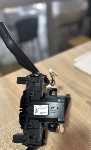 Volkswagen Passat 3C5953513B 3C0953549E Orijinal SİNYAL SİLECEK KOLU - 2