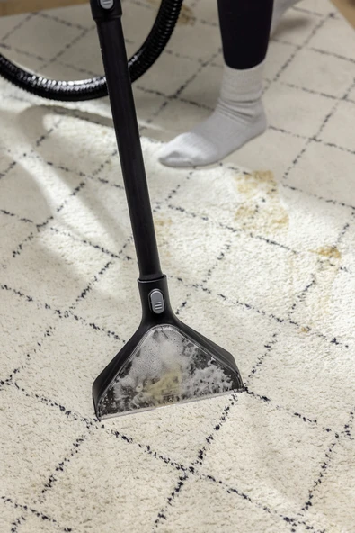 Karcher SE 5 Koltuk ve Halı Yıkama Makinesi - 2