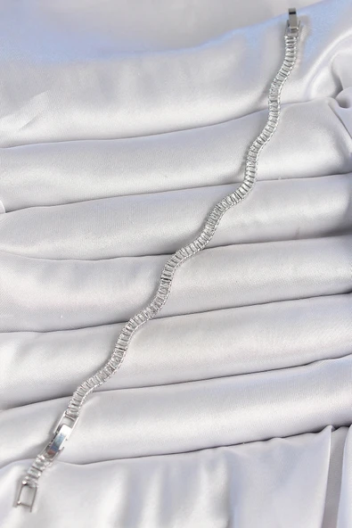 Pirinç Gümüş Renk Su Yolu Zirkon Taşlı Model Kadın Bileklik - Resim 2