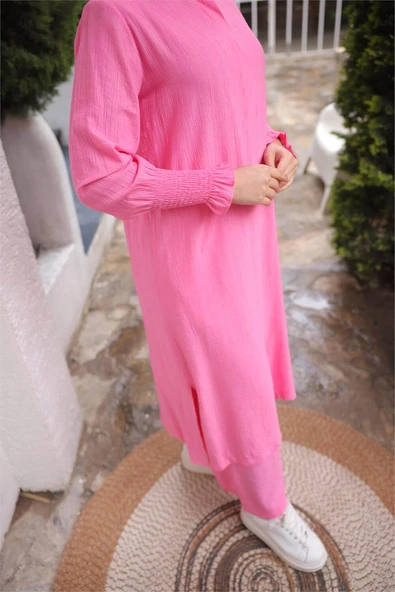 Düğmeli Yırtmaçlı Büzgü Kollu Uzun Tunik İkili Tesettür Eşofman Takımı - (38-46) - 71279 - Fuşya - Resim 7