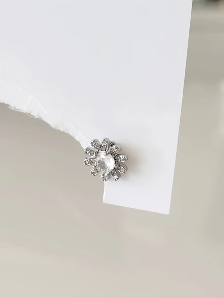 Çiçek Model Kıkırdak Piercing Tragus Helix Gümüş Renk Küpe - 3